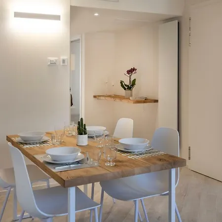 Picalof Apartment *